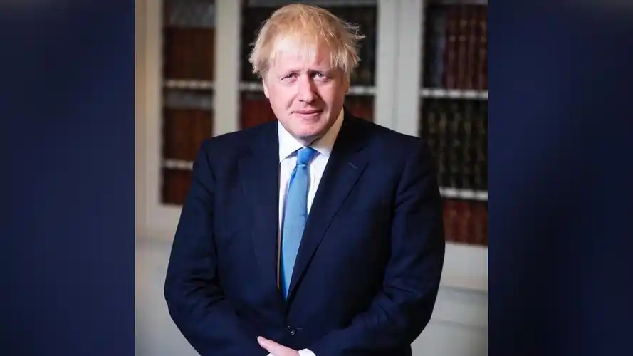 英国首相鲍里斯·约翰逊将辞职,但将继续担任首相到今年秋季