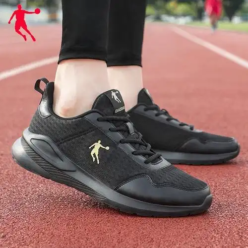 乔丹跑步鞋男鞋2022秋季新款正品网面透气革面保暖男士旅游休闲鞋子