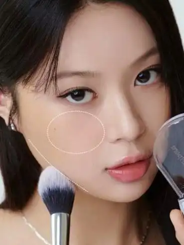 别再执着于修容了现在流行低鼻梁圆鼻头