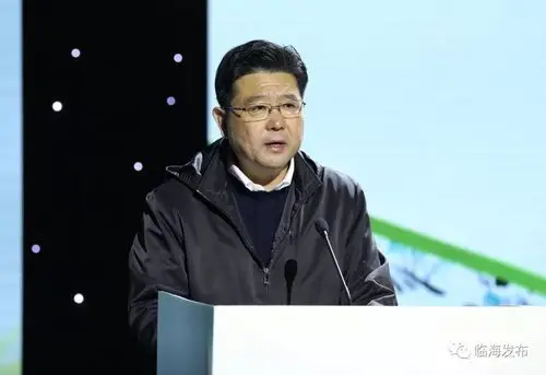 党委书记崔凤军,省农业农村厅巡视员吴金良,我市领导梅式苗,蔡建军