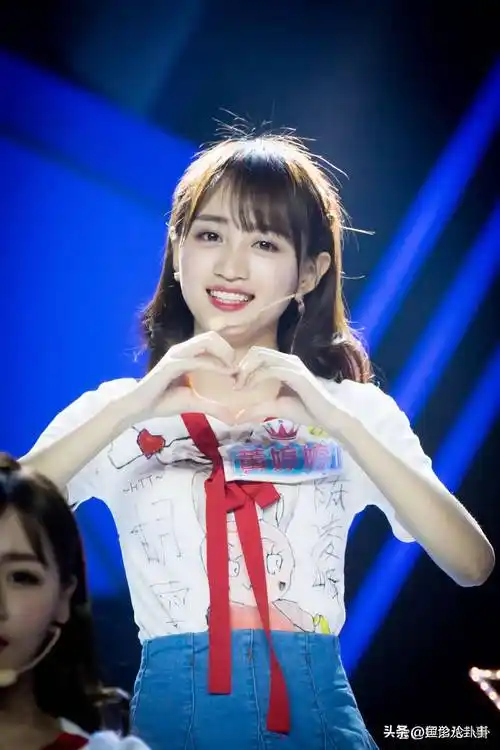 前snh4848成员黄婷婷成"老赖"后道歉,接开娱乐圈遮羞布!