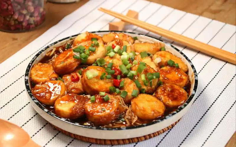 【金针菇日本豆腐煲】做法简单,味道太赞了,比饭店还好吃