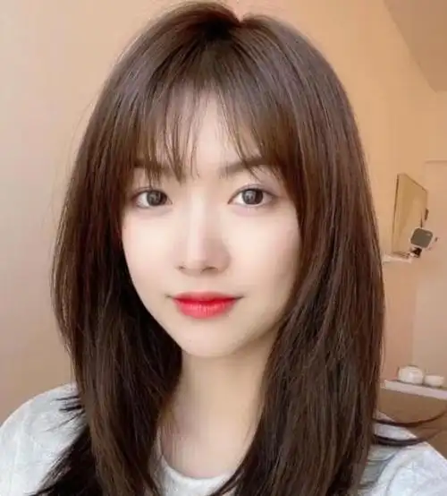最新无刘海锁骨发直发锁骨发直发简直不要太好看_飘逸直发_女生发型