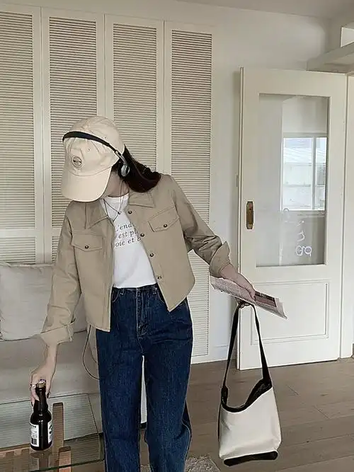 春季新款工装风polo领长袖衬衫外套女杏色短款外穿显瘦洋气上衣潮