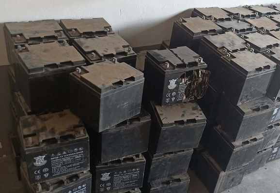 成都电瓶回收成都回收废旧蓄电池
