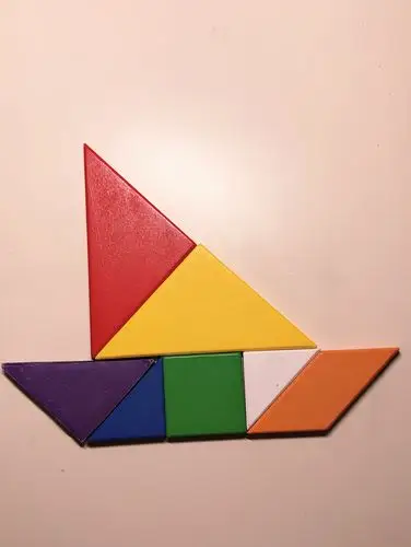 一年级三班(王琦)趣味七巧板