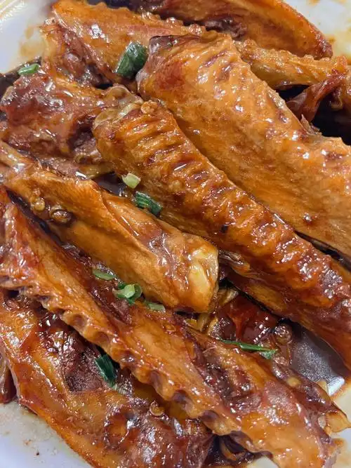 鸭翅就得这么吃!太适合周末追剧‼️
