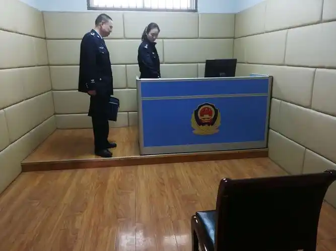 苏曹派出所询问室卫生干净整洁.