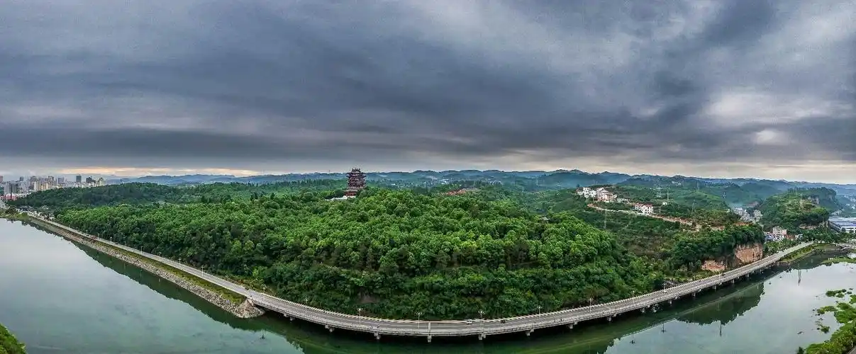 湖北省宜昌市小溪塔森林公园