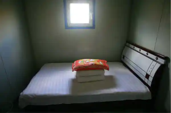 西藏三十里营房青年旅社