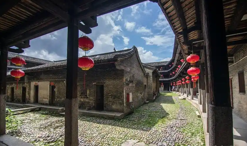 梅州大埔有座独特的方形的围龙屋你见过么