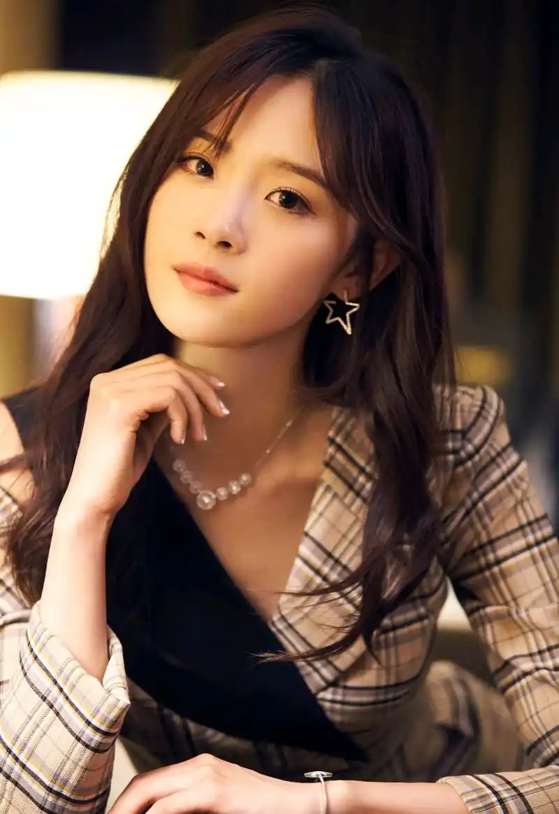 精美图集|卢洋洋,漂亮甜美的女演员