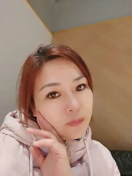 42岁离异女征婚照片(id:5599869)_江西赣州征婚交友_我主良缘网