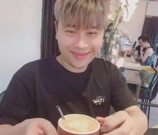 卢本伟经典语句,被斗地主系统录用!网友:文字玩出语音爆炸效果!