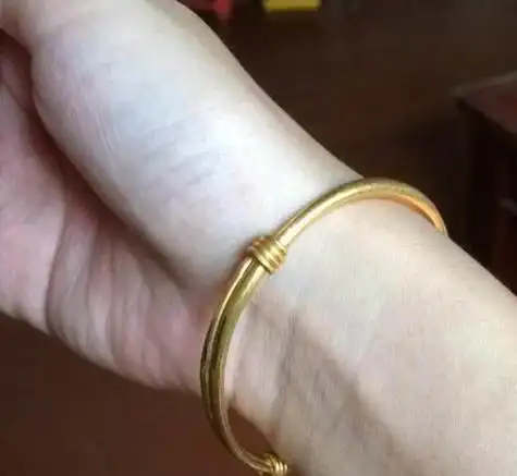 36岁适合戴什么手镯图片:女性,男性款式推荐及搭配技巧全解析