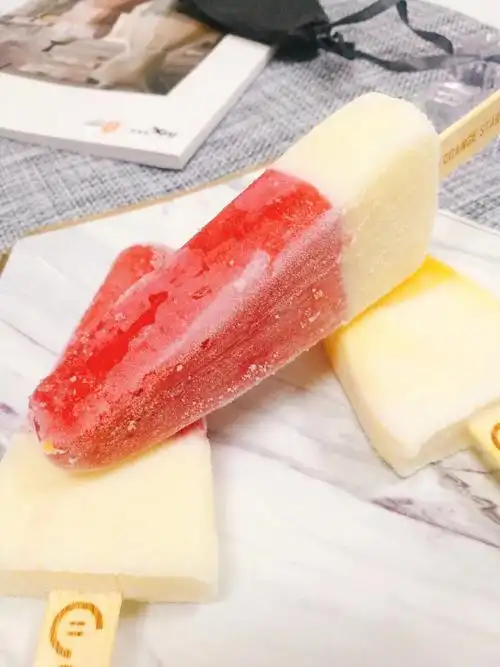 炎炎夏日9797 来一根冒着冷气冰冰凉凉的雪糕90 真的真的真的是