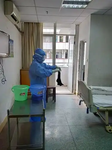 24小时后再作咽拭子新冠病毒核酸检测,若2次核酸检测阴性则解除隔离