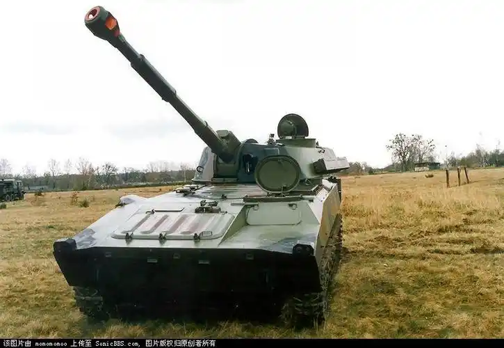 2s1式自行榴弹炮