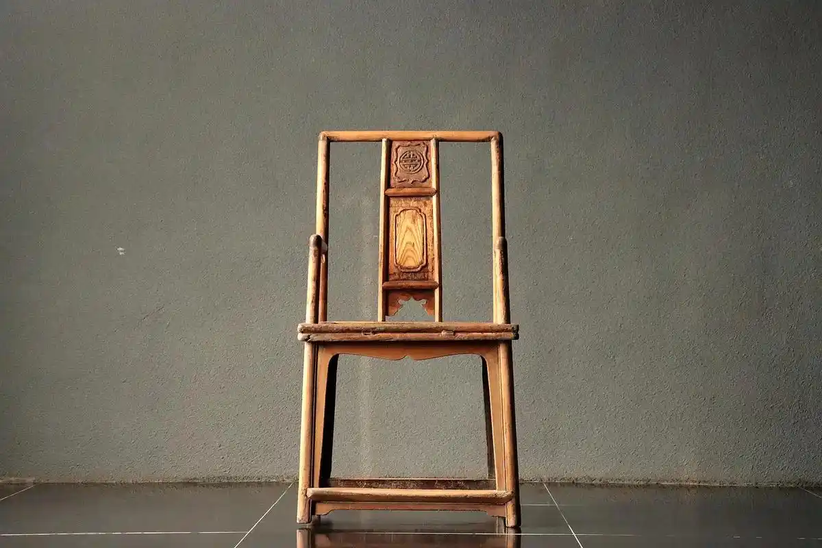 【张弛有度～心容万物】 清代楠木官帽椅  尺寸宽 - 抖音