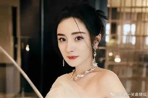 你觉得杨幂是一个有演技的女演员吗?看看杨幂自己说