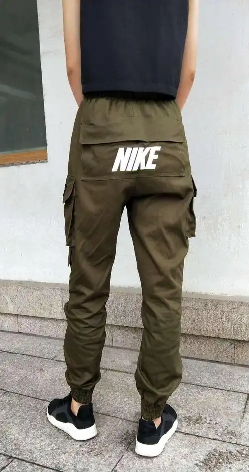 耐克nike多口袋束脚复古工装裤简约大方设计