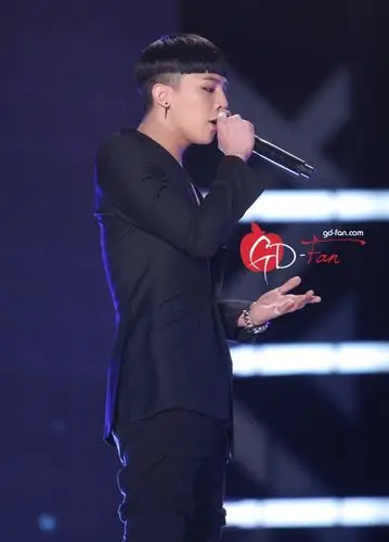 舞台上的拿破仑——g-dragon