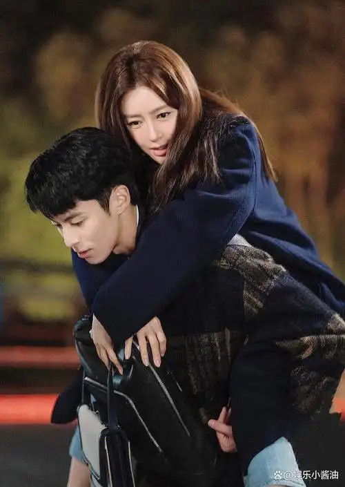 国产剧中的姐弟恋盘点,秦岚王鹤棣相差19岁还能演情侣,差别好大