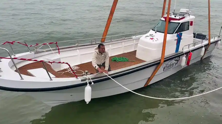 2米新款大空间钓鱼船玻璃钢海钓艇#海钓船钓 #游艇出海