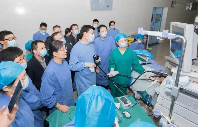 消化内科举办第二届小肠镜手把手培训及第四届肠道微生态论坛暨安徽省