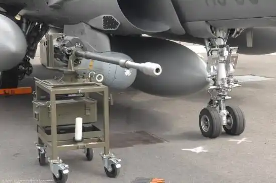 航空机枪与机炮|最经典的空战武器_腾讯新闻