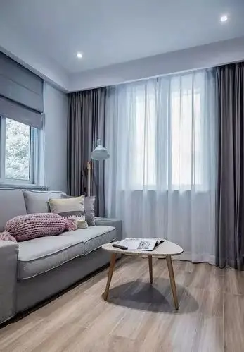 小户型客厅窗帘怎么搭配?这样搭配简洁大气不过时!