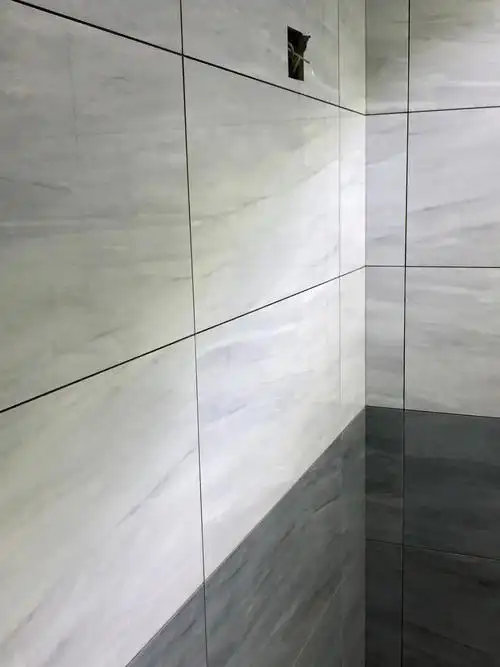 装修日记太空漫步墙面灰色地砖白色墙砖