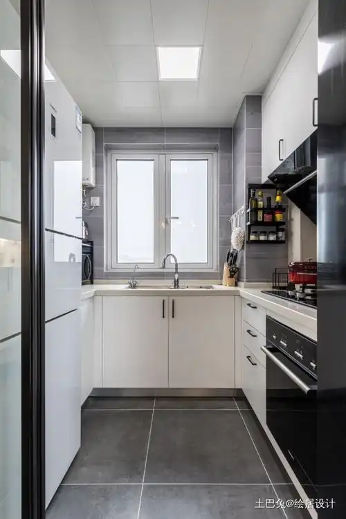 北欧&amp;日式混搭餐厅橱柜北欧极简厨房设计图片赏析