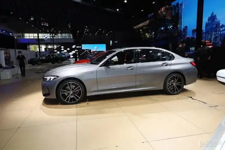 2022成都车展新款宝马3系上市售2999万起