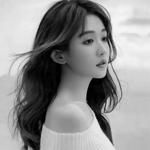 寂寞孤独伤感黑白头像图片