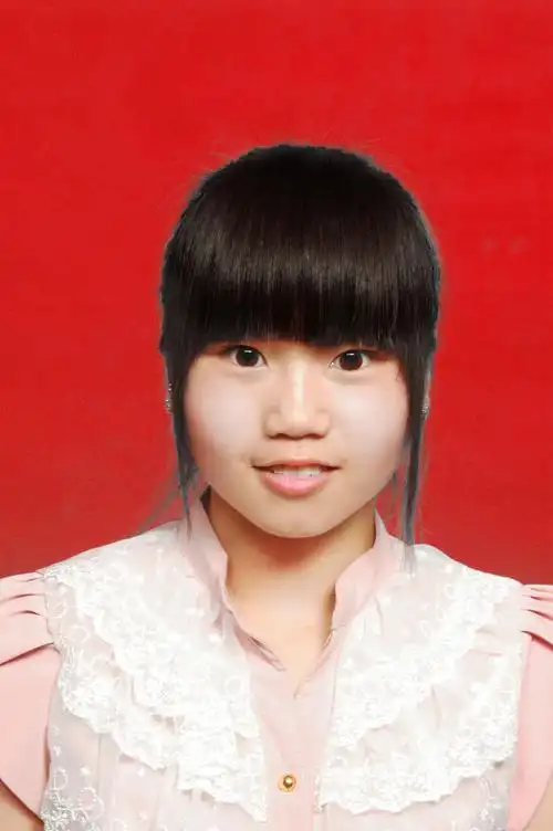 请帮我把这张照片的背景改成红色,自然一点,证件照,谢谢