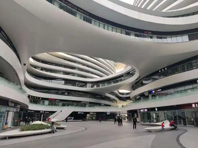 soho中国停牌私有化未有定论:潘石屹或套现178亿离场,此前卖资产已