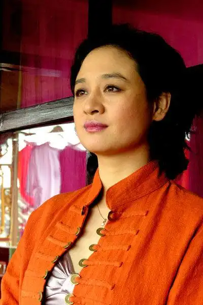 耒阳演员伍宇娟