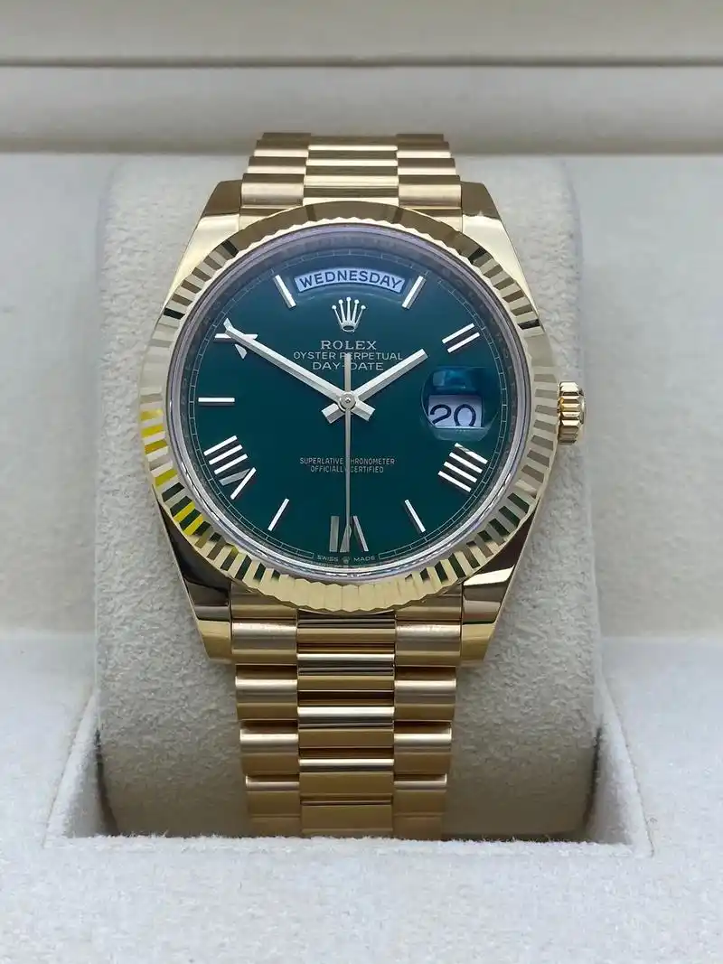 劳力士星期日历型系列228238新款赌桌绿,40毫米表径,全 - 抖音