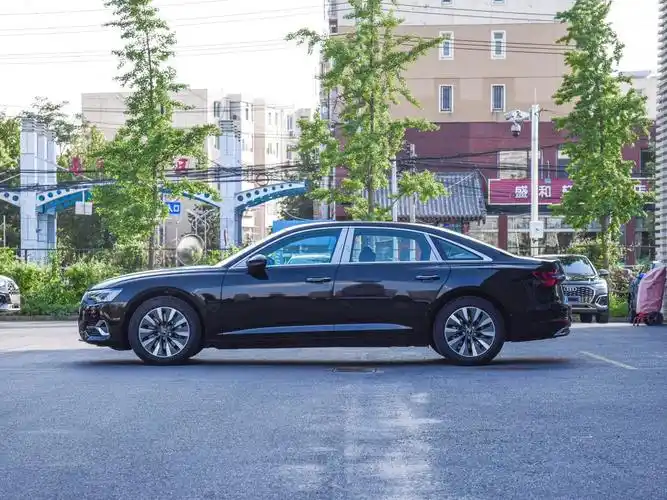 一汽奥迪 奥迪a6l 2023款 45 tfsi 臻选致雅型