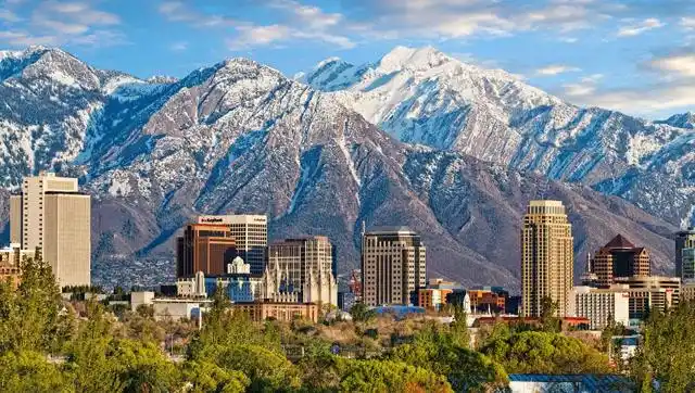 美丽的伊斯兰堡,巴基斯坦的首都,果然比印度顺眼多了!