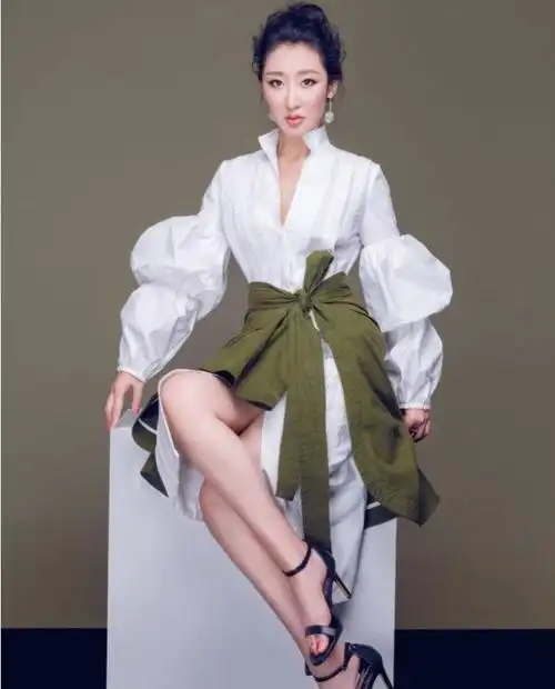 李依馨(中国内地女演员)_石塘网