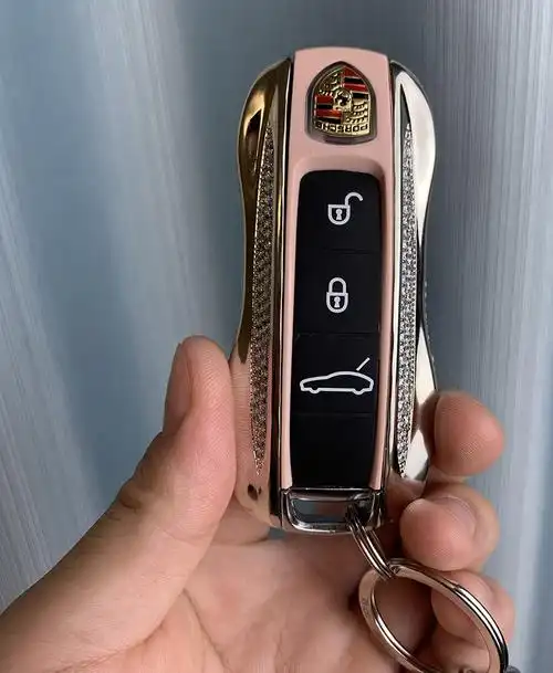 新款钥匙壳改装车taycan帕拉梅拉911卡宴macan扣套挂件金属b款镶钻拼