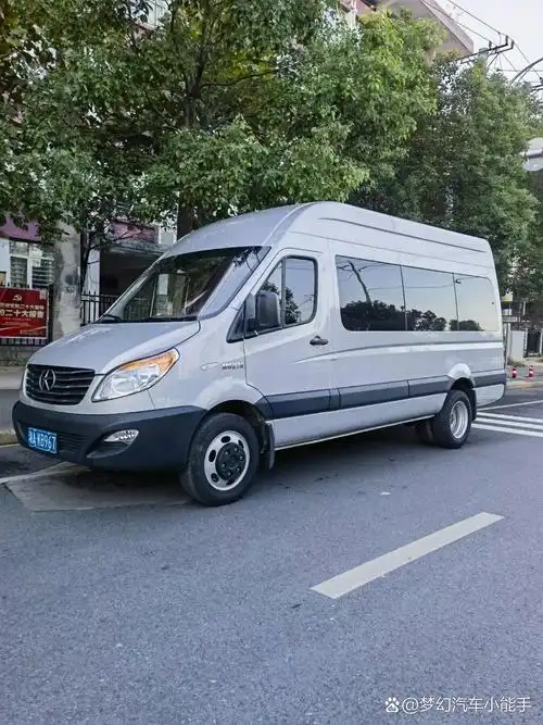 大三窗,江淮星锐六系627a到店!2.74t康明斯柴油,六座,内空三米六!