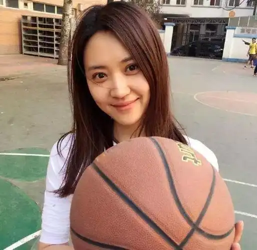 闻阳:向阳而生,美丽主持新力量