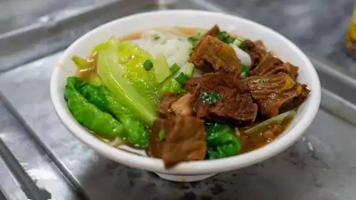 首推一碗牛腩河粉