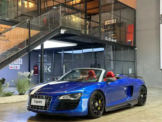 奥迪r8敞篷688万