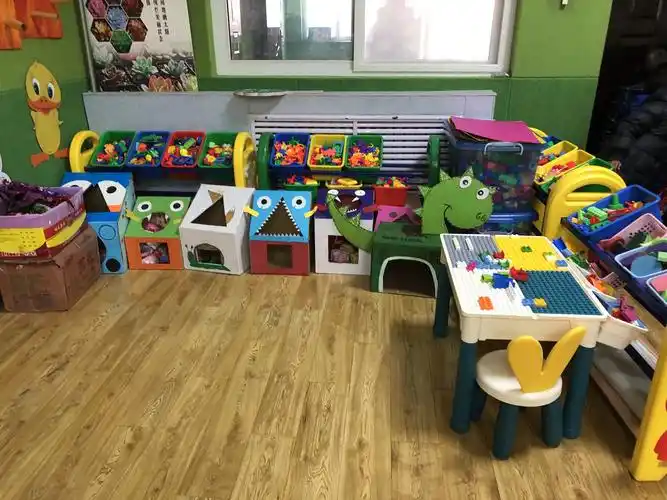 快乐童年,游戏陪伴--记黄龙县幼儿园小三班区角游戏活动