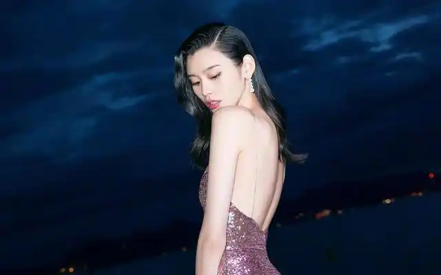 维密天使面孔奚梦瑶