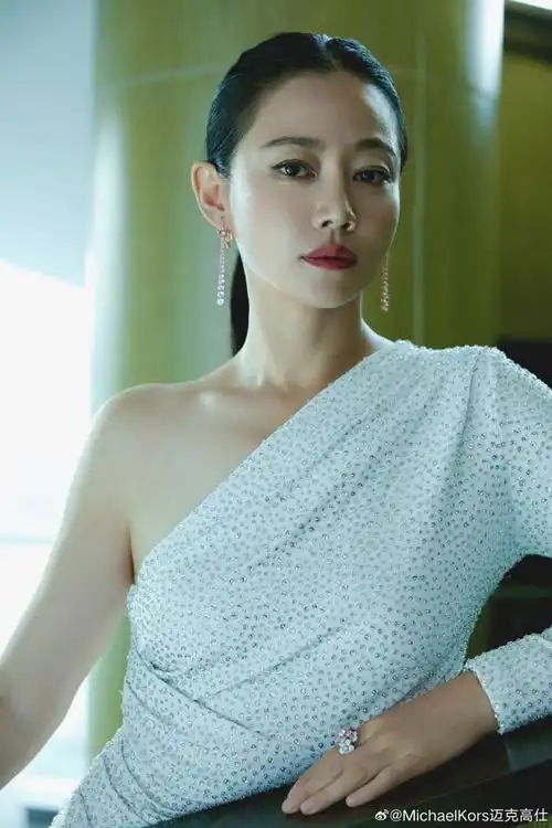 第36届中国电影金鸡奖#官方宣传片受邀出演演员——知名女演员@谭靠